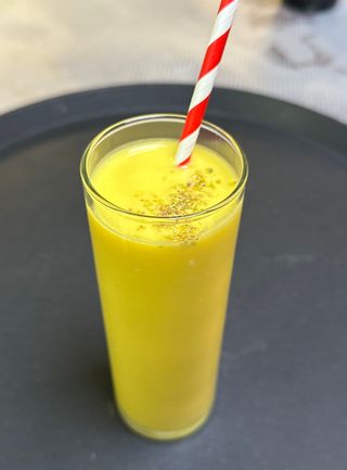 Mango lassi