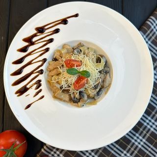 Паста Альфредо с курицей