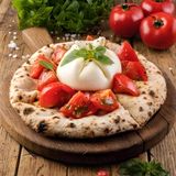 Фокачча с бурратой и томатами (470 г)