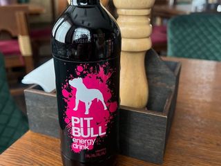 Напій енергетичний б/а с/г "Піт -Буль "0,5 л (0,5 l)