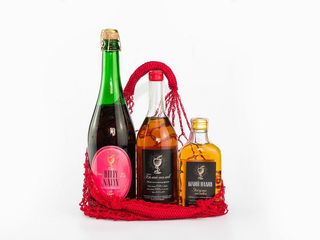 Awośka duża (wybór butelki cydru 0,7, nalewki 0,2 i nalewki 0,5)