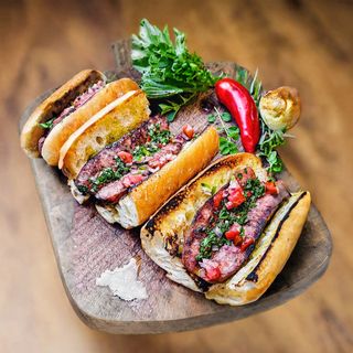 Choripan Argentino +  Patatas  Menú