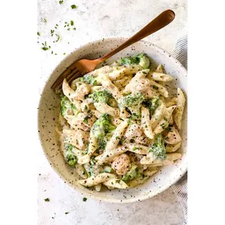 Creamy chicken and broccoli