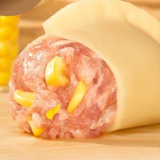 Ravioli con carne di maiale mais