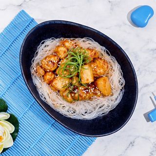 Pui crunch dulce acrisor cu ananas