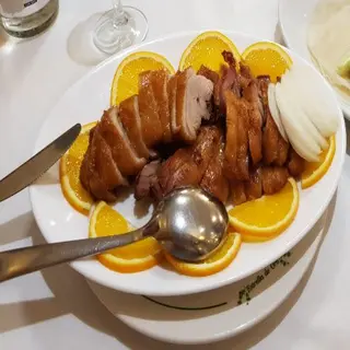 Pato Con With Naranja