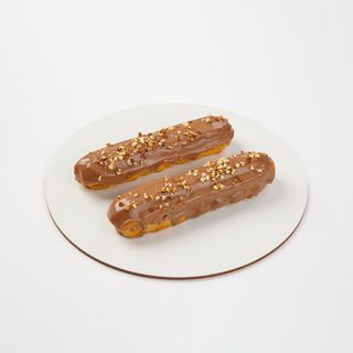 Пирожное "Эклер Лесной орех" (0,04 кг)