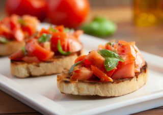 Bruschette Con Tomate