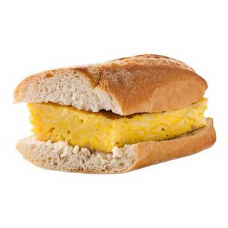 bocadillo de tortilla francesa