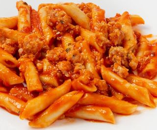 Macarrones A La Boloñesa