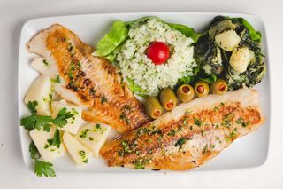 Oslić filet 300 gr i prilog 200 gr