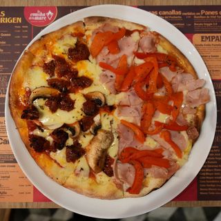 Pizza Jamón Y Morrón