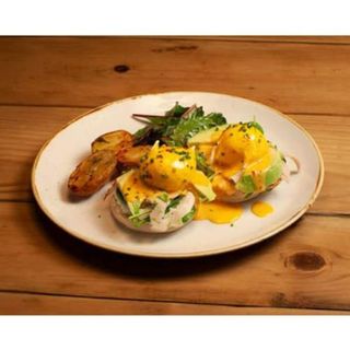 Huevos Pochados de la Casa