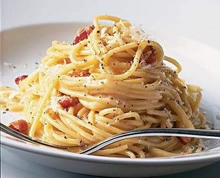Espaguetis Carbonara