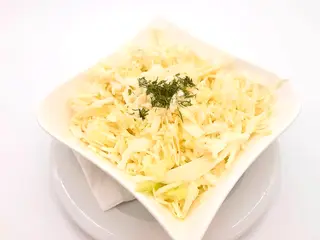 Salată de varză albă
