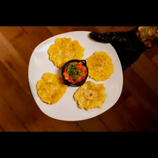 Patacon con Hogao 