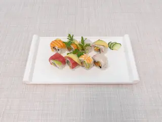 100 Uramaki speciale 