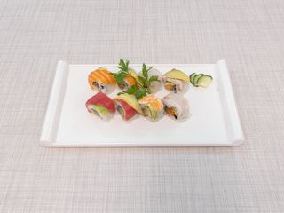 100 Uramaki speciale 