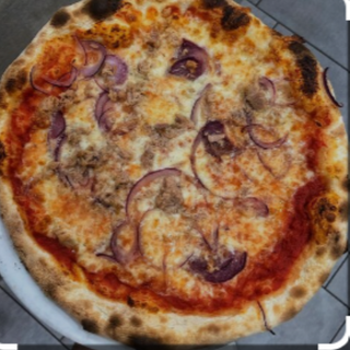 Pizza Tonno E Cipolla (DOP)