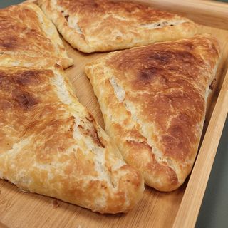 ნახევრად ფენოვანი ლობიანი