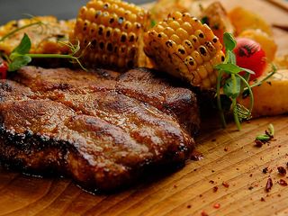 Стейк свинячий (200/150/70/40)