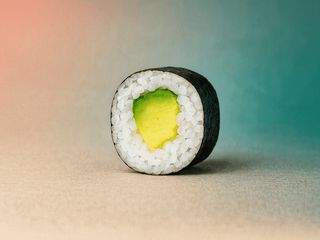HOSOMAKI Z AWOKADO