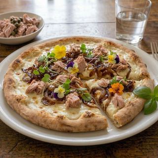 Pizza Tonno E Cipolla