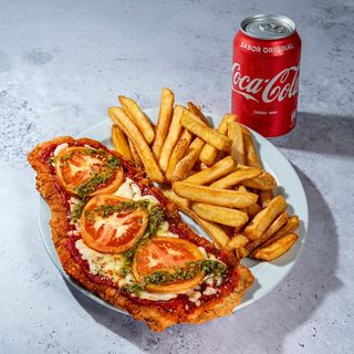 Combo Coca Cola Milanesa de Ternera Napolitana