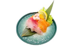 Chirashi pesce misto