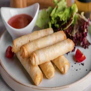 Mini lumpias (6 uds.)