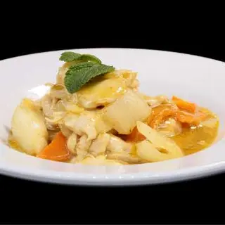 213. Pollo al curry
