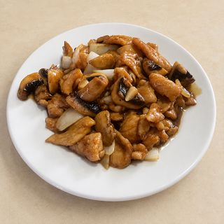 71. Cerdo con Champiñones