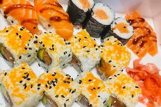 35. Salmão Especial Sushi 15 Peças