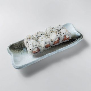 Uramaki sake phila