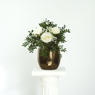 Ramo de Tres Rosas Blancas - BK