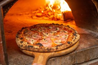 Pizza Prosciutto e funghi