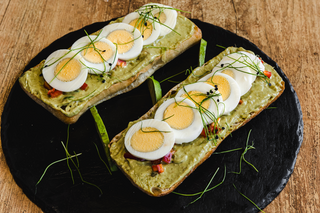 Eggs and Avocado 340 g