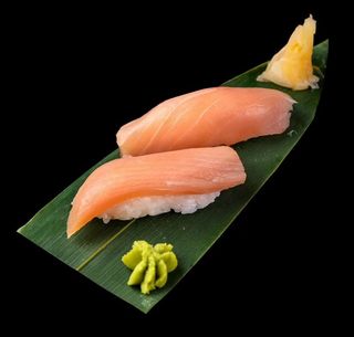 Nigiri ricciola - 2 pezzi 