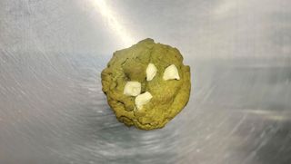 MATCHA CRUMBLE COOKIE