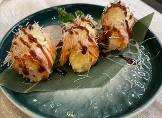 19. Ebi salmon roll 4pz