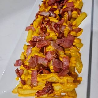 Tapa De Patatas Con Cheddar Y Bacon