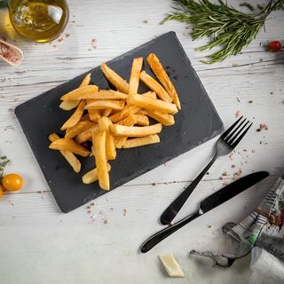 Cartofi prajiti proaspat curatati