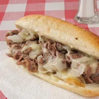 bocadillo de lomo y queso