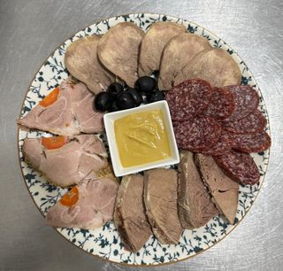 ხორცის ასორტი