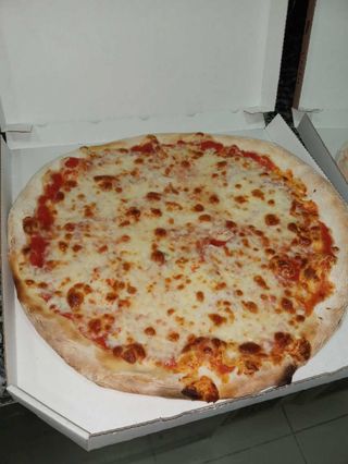 Pizza Margarita (33 Cm.)