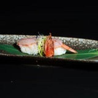 46 Nigiri amaebi