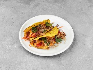 Тако зі свіжим тунцем, овочі, боніто (210g)