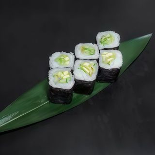 Макі з авокадо (170г)