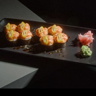 Sushi calientes con gambas