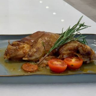 Manitas De Cerdo (Media)